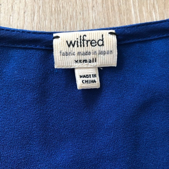Aritzia Wilfred Crepe Blouse Fabric Made in Japan Size XS - Picture 9 of 10